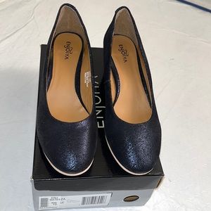 Enjoiya Eleganza navy metallic suede dress pump 10